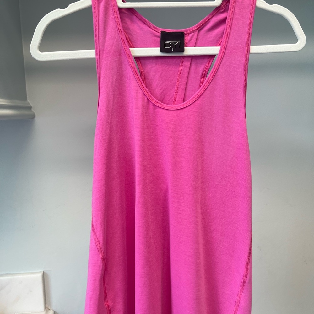 DYI pink tank EUC Size S